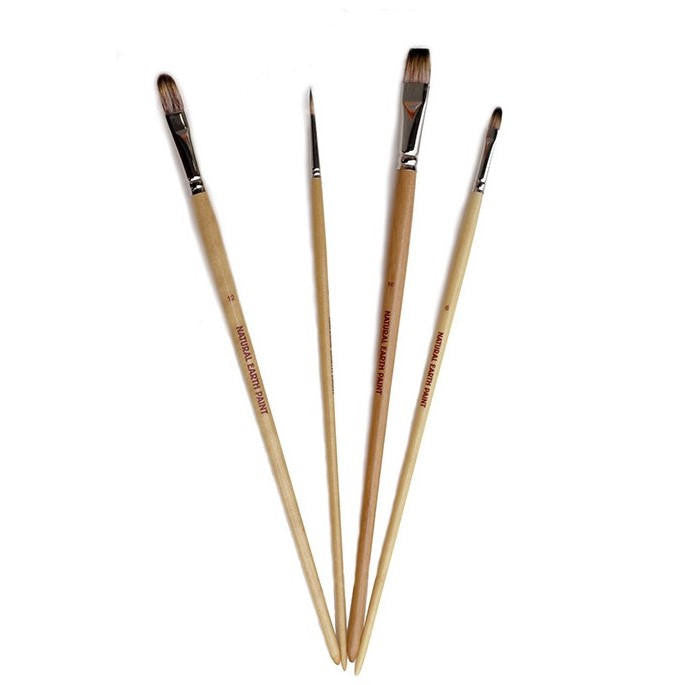 The four fine art paint brushes without the packaging